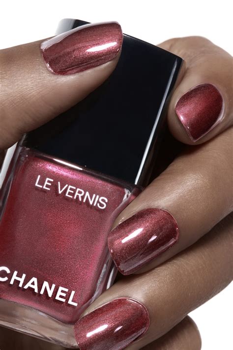 chanel le vernis longue tenue|most popular chanel nail polish.